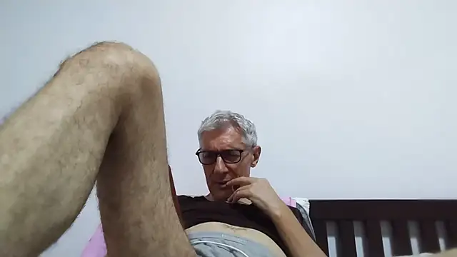 BIGUNCUTHARDCOCK webcam