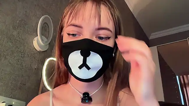 Your_Little_Bear webcam