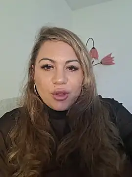 VixenVibesX webcam