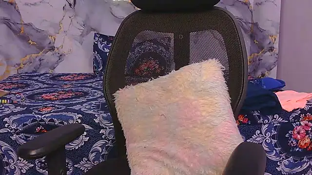 medowrainn webcam