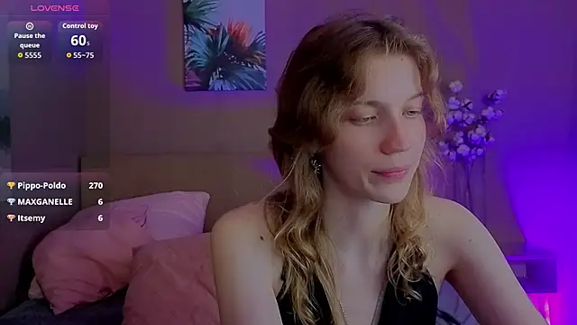 Emily_Cartex webcam