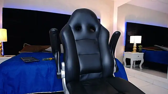 SkylerBigxxx webcam