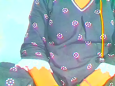 rakhi_yadav live cam on StripChat