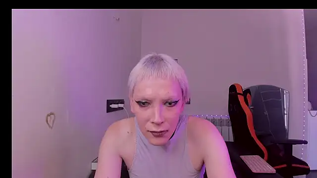 Модель: Lyricca