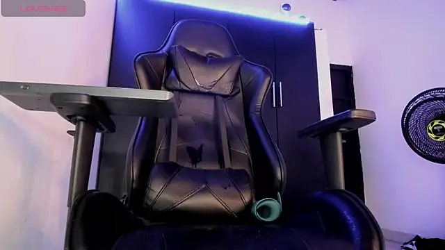 Liam_Mateo webcam
