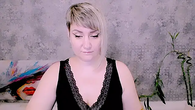Djullia webcam