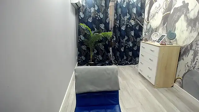 wild_temptation_ webcam