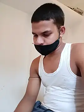 Rashi__75 webcam
