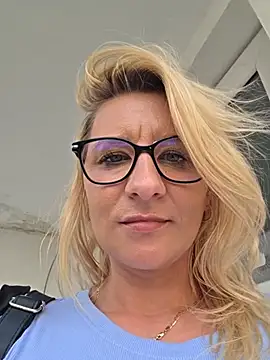 KaylinJan webcam