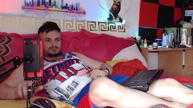 Hugec0ck007 webcam