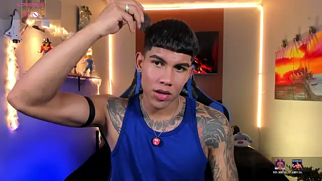 Damian_latinxxx live cam on StripChat