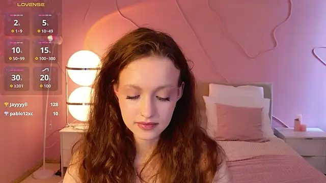 SallyPinkman live cam on StripChat