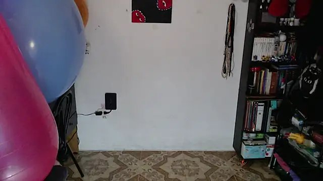 kureiji_hentaii webcam