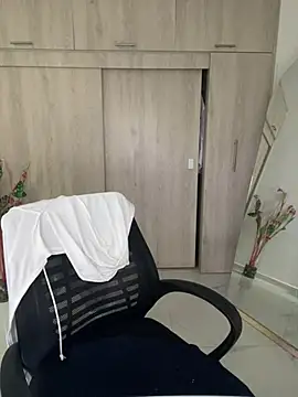 Adele_Sweett webcam