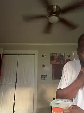 Yaboiyo1 webcam