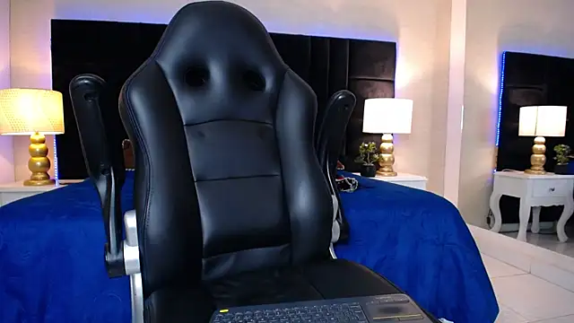 SkylerBigxxx webcam