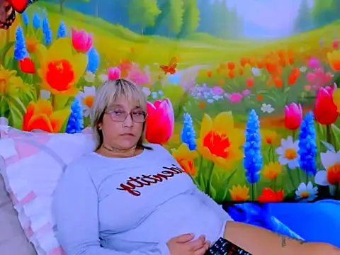 indianroxy webcam