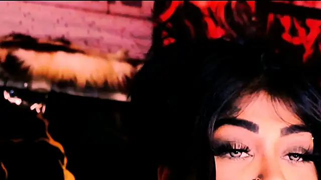 indian_dreamgirl webcam