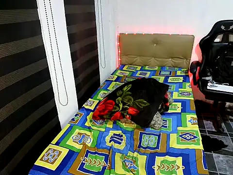 spicy_rowycam (M young) - Ejaculation/Cum