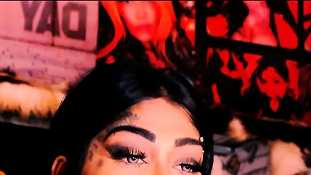 indian_dreamgirl webcam