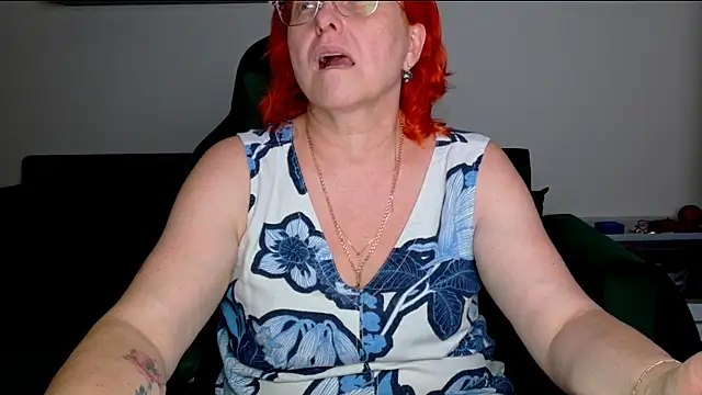 JoannaAndNeighbour webcam