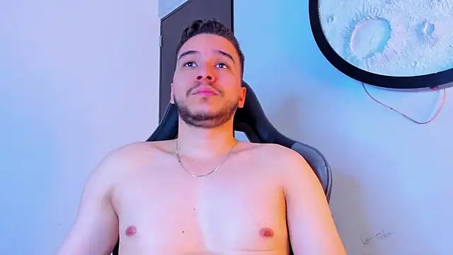 mike_257 webcam