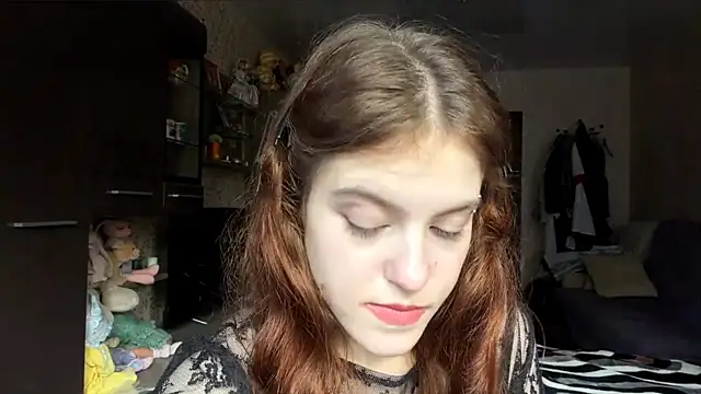 BuzzingRaid live cam on StripChat