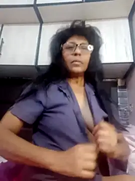 MsAttitude live cam on StripChat