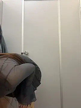 Holly_Play