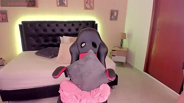 LolaVillalobos webcam