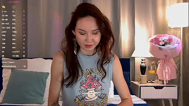 EmilyGray__ webcam