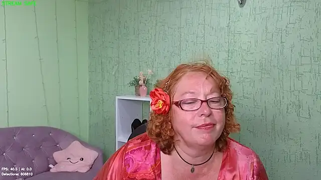 Fara_Flutte live cam on StripChat