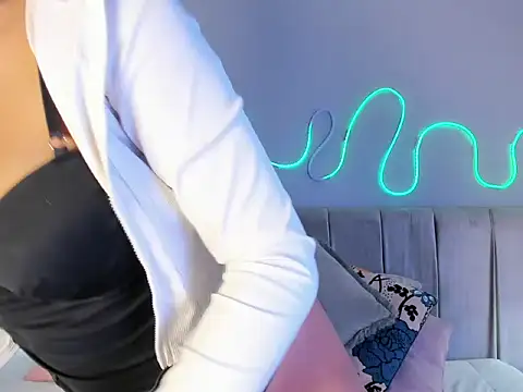 Annie_tish live cam on StripChat