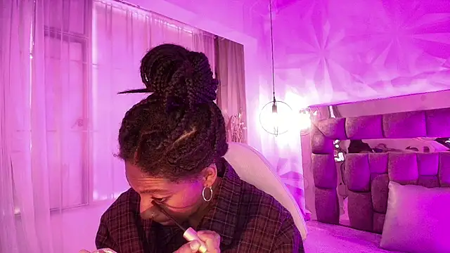 Queen_perla_ webcam