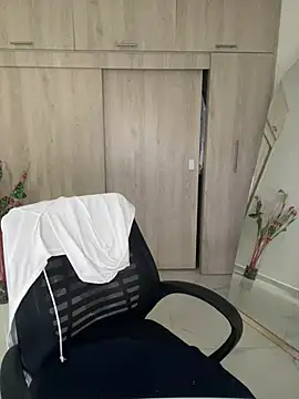 Adele_Sweett webcam