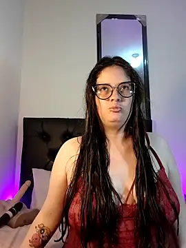 KrystalAdams webcam