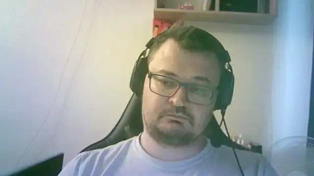 SirAbuser webcam