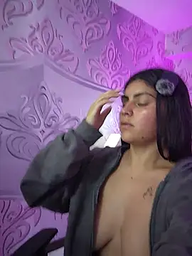 MishRaven webcam