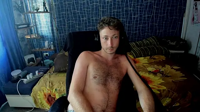 CuteBoy228 webcam