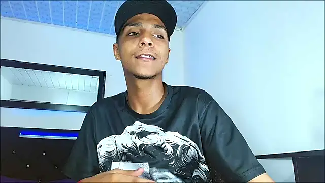 hotboyluxe webcam