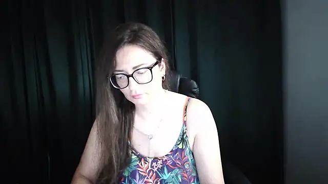 NoraMilf live cam on StripChat