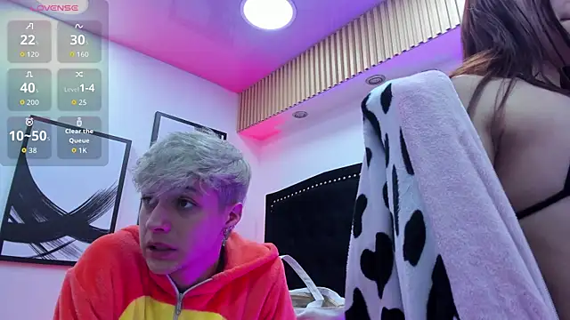 Ari_Stonne webcam