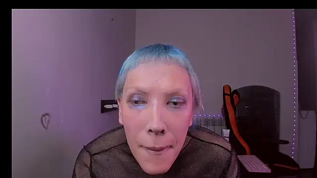 Lyricca webcam