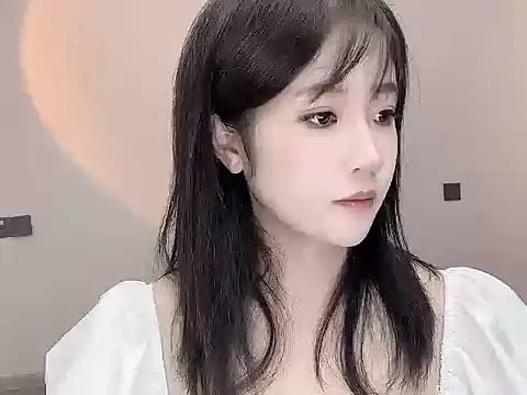YIYI_0102 webcam