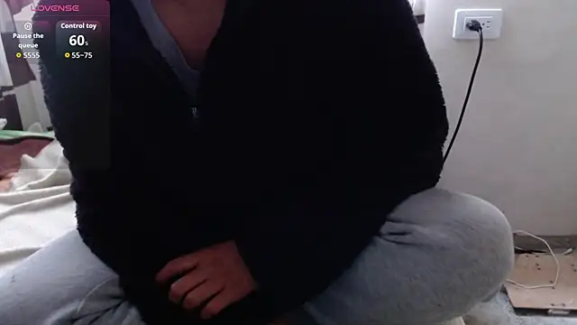 Acelinrose live cam on StripChat