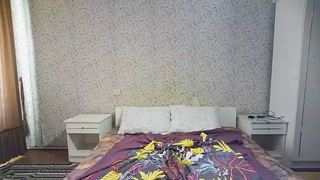 elsaray3 - ElsaRay3's free webcam - UK Sex Cams
