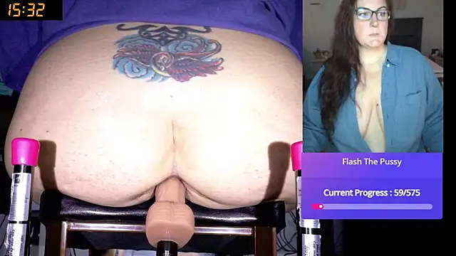 SouthernElle1 live cam
