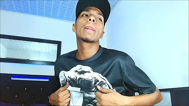 hotboyluxe webcam