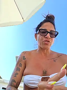 sexy7883 live cam