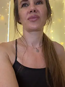 LucieMack webcam